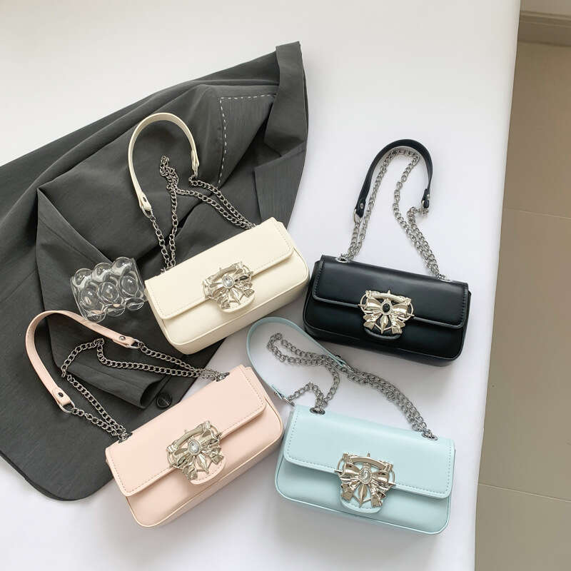 Niche Design for Women 2025 New Fashionable Single Shoulder Crossbody with Advanced Sense, Casual Simplicity, Handheld Small Square Bag
