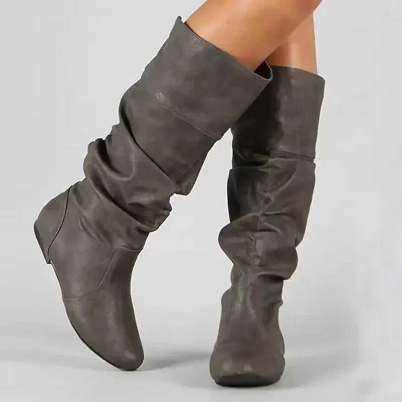 2025 New Women Flat Boots Fashion Pleated Leather Boots Autumn Winter Slip on Mid-Calf Shoes for Women Brand Designer High Boots Z250303