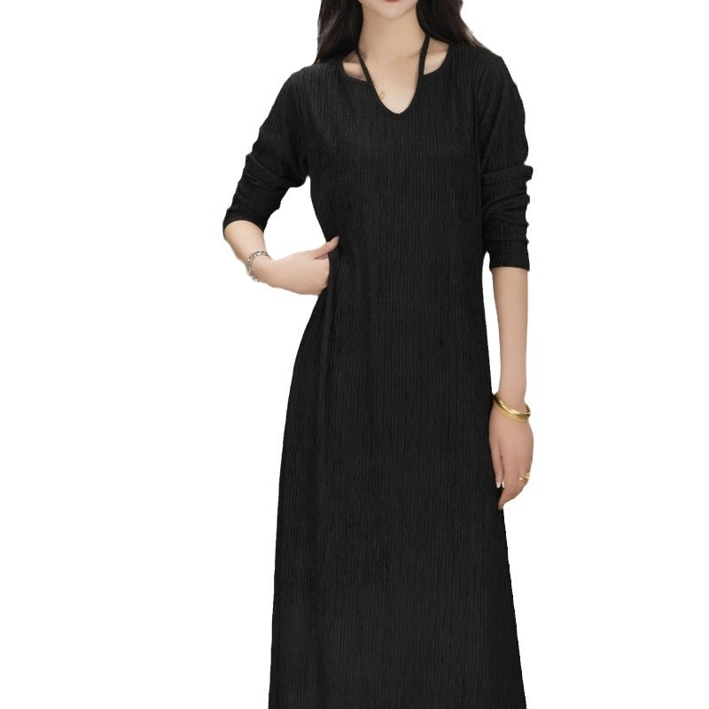 F200 New style dress for women, black, fashionable, slim, versatile, loose, long-sleeved, bottoming, temperament, halter neck dress