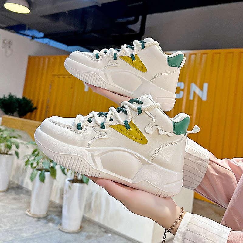 White Women s New Designer Outdoor Running Shoes Multifunctional Training Youth Academy Training Thick Soled Sports High Top Shoes