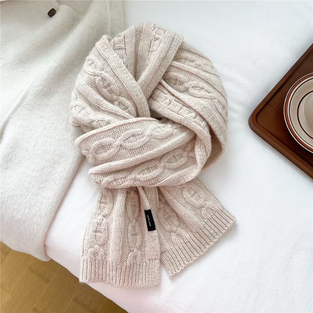 K037 New knitted wool scarf for women in autumn and winter, versatile student scarf, Korean version, high-end, warm, couple gift model