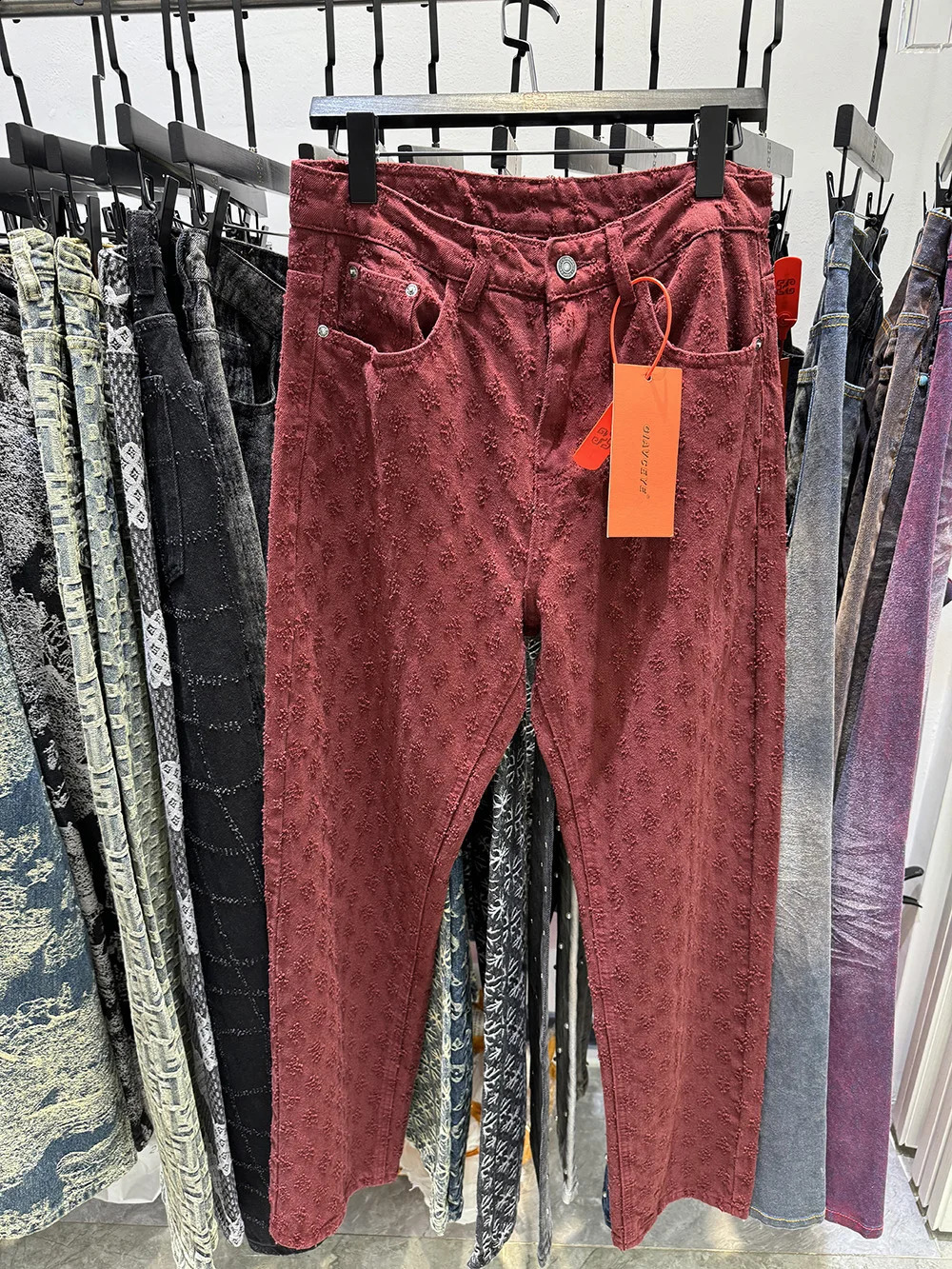 Personality Vintage Y2k Jeans Men Jacquard Pattern Loosen Fit Embossed Pants Straight Leg Baggy Trousers w250210