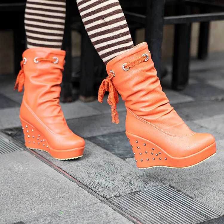 Womens rubber boots luxury designer round toe wedge shoes rain red fashionable high heels mid calf womens mid calf solid fabric Lac Z250303