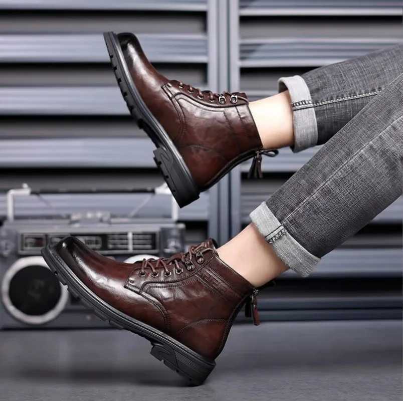 Luxury Quality Designer Vintage Leather Men Snow Boots Business Microfiber leather Men Boots Lace Up Outdoor Motorcycle Boots Z250303