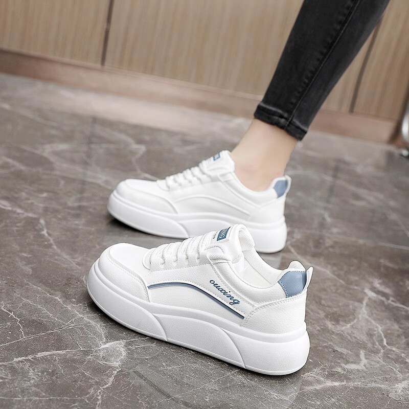 White Shoes For Women Height Increasing Thick Soled Multifunctional Sports Board Shoes Simple And Comfortable Designer s New Casual Running Shoes
