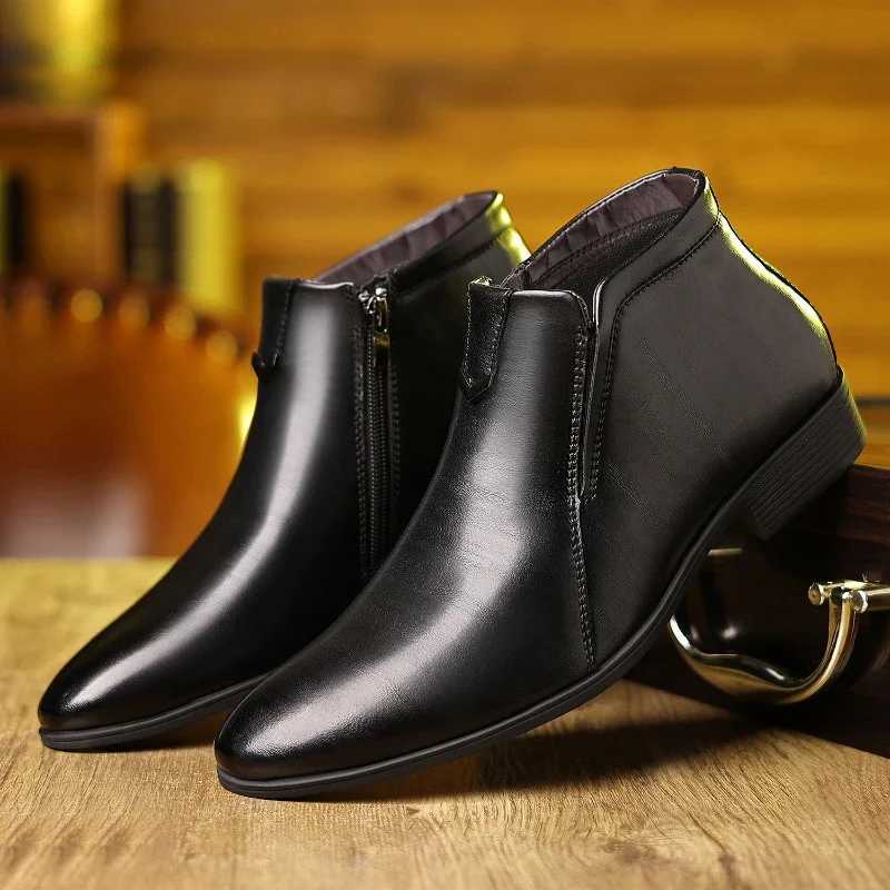 Retro Men Ankle Boots Luxury Hightop Men Leather Shoes High Quality NonSlip Motorcycle Boots Fashion Zipper Men Boots Big Size Z251029