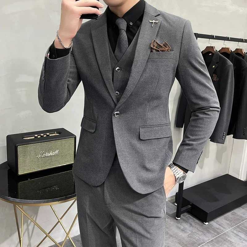 (Jacket+Tank Top+Pants) High end Brand Boutique Fashion Solid Color Mens Casual Business Set 3-Piece Groom Wedding Dress M250303