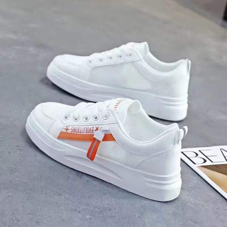 Genuine Leather White Shoes 2025 Designer s New Spring And Autumn Versatile Casual Sports Lightweight Soft Soled Travel Board Shoes Fashionable Sports