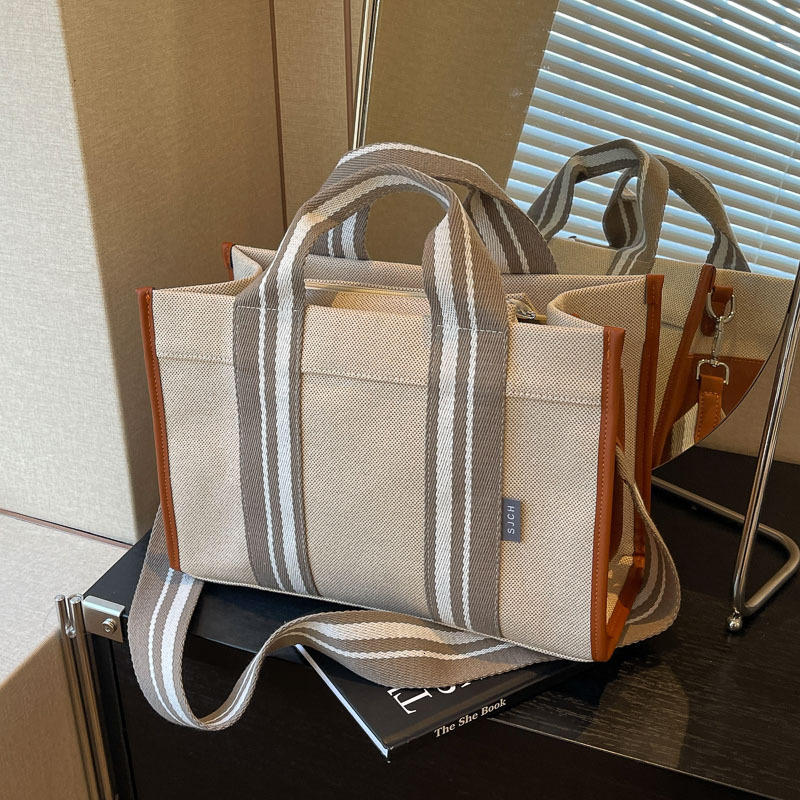 Designer Canvas Women's Tote Large Capacity, Summer Crossbody, 2025 New Versatile Shoulder Bag, Hand-Held Commuting Bag
