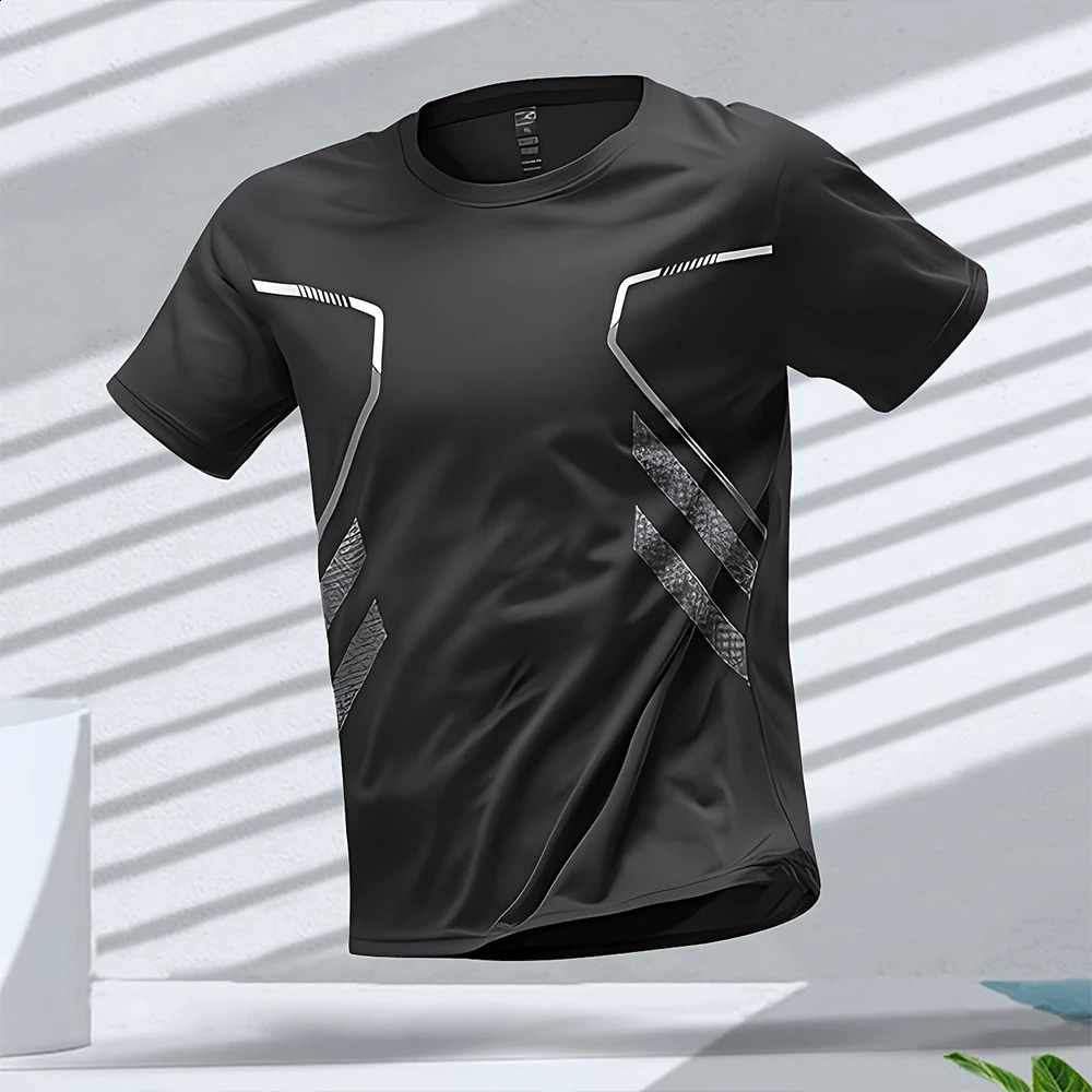 Mens Tshirts Sports Running Tshirt Color Block Men Quickdrying Breathable Short Sleeve Round Neck Active Tee Outdoor Workout 250224