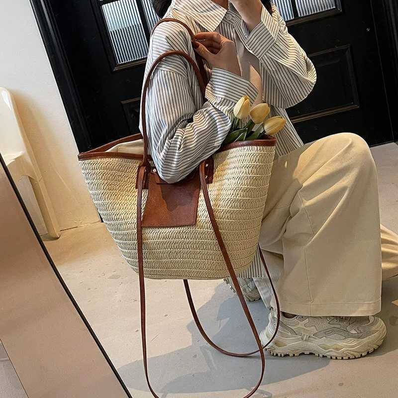 Brand Designer Str Patchwork Womens Shoulder Bag Retro Large Capacity Bucket Handbag Beach Bag for Summer Holiday Y250303