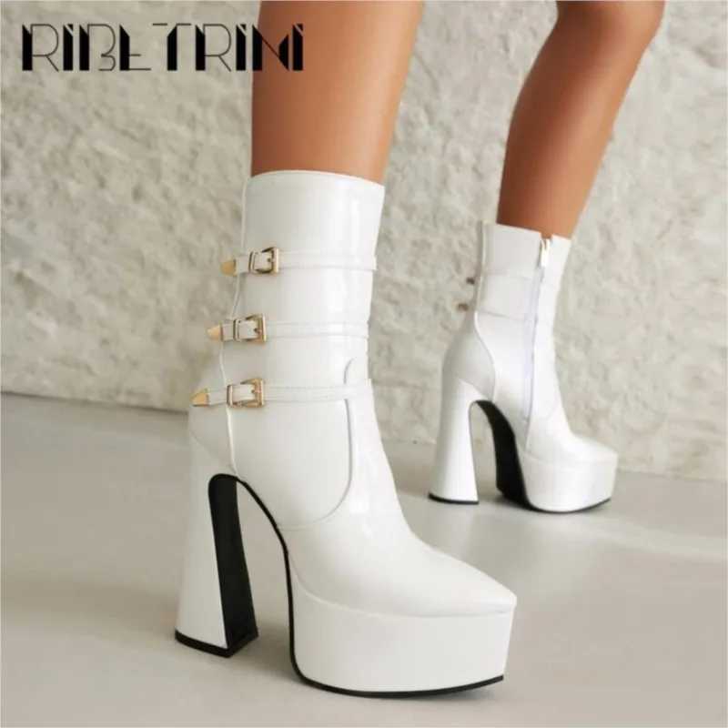 High heeled womens combat boots bulky toe ankle Platfom shoes trend luxury fashion cool elegant design womens boots Z250303