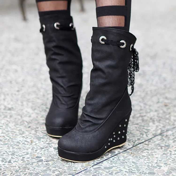 Womens rubber boots luxury designer round toe wedge shoes rain red fashionable high heels mid calf womens mid calf solid fabric Lac Z250303
