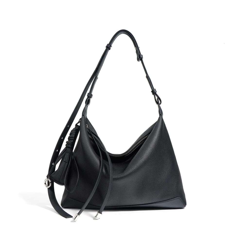 Women's Underarm Hobo Simple Design Large Capacity Commuting Tote Bag Fashionable Shoulder Bag Ladies Bags
