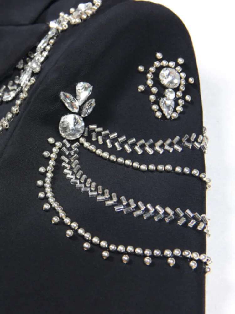 EAM Women Black Embroidered Flares Elegant Blazer New Lapel Long Sleeve Waist Jacket Fashion Tide Spring Autumn 2025 30A2819