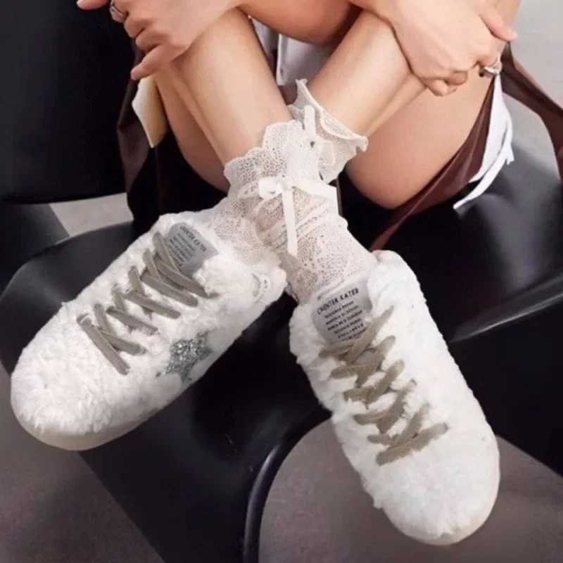 Womens flat shoes winter new round toe suede front zipper flash soft sole anti slip and wear-resistant low top cotton shoes M251017