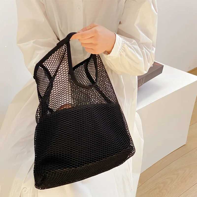New Arrival Womens handbag summer classic shopping bag cute style womens beach bag simple design large handbag T250303