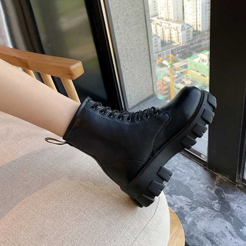Women Boots Ankle Boots Leather Platform Round Toe Black Boots Women Goth Boots Designer Brand Luxury Women Shoes Womens Boots Z250303