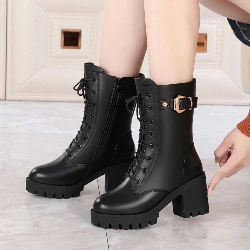 Luxury Womens Boots Winter Warm Women Snow Boots Fashion High Quality High Heels Comfort Platform Women Short Boots Womens Boots Z250303