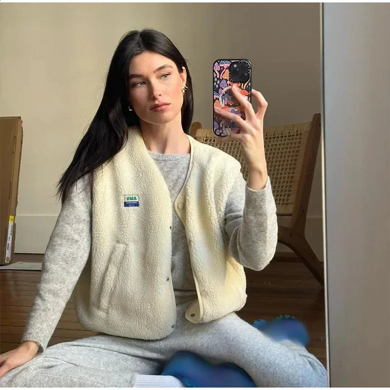 Elegant SingleBreasted Pocket Vest For Women 2025 Autumn European And American CrossBorder Style Woolly Sleeveless Top 250227