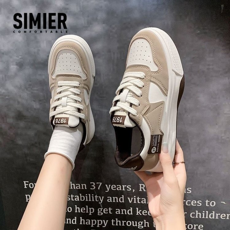 Spring 2025 Designer s New Internet Red Thick Sole High Stitching Leisure Outdoor Sports Multi Functional Training Running Women s Shoes