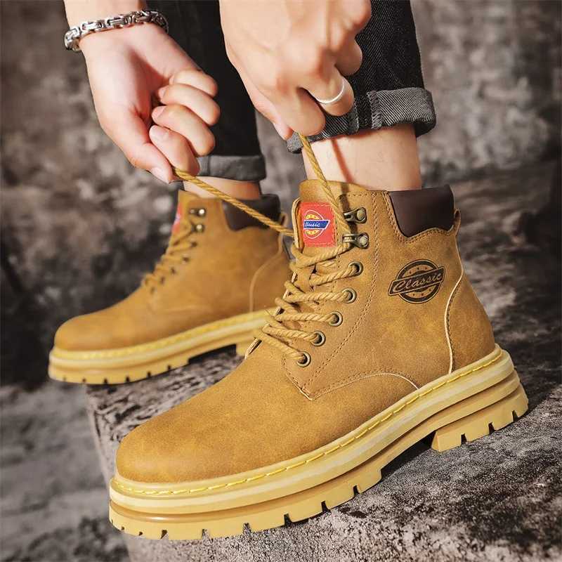 Hot Sale Mens Autumn Winter Tooling Boots Fashion Brand Ankle Shoes for Men Motorcycle Boots Male British Outdoor Casual Shoes Z250303
