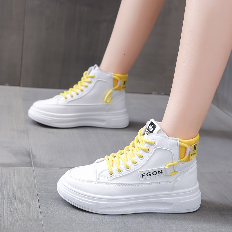 2025 Seasonal Designer s New Multi functional Casual Women s Fashion Thick soled High top White Shoes Soft soled Multi functional Outdoor Sports Shoes
