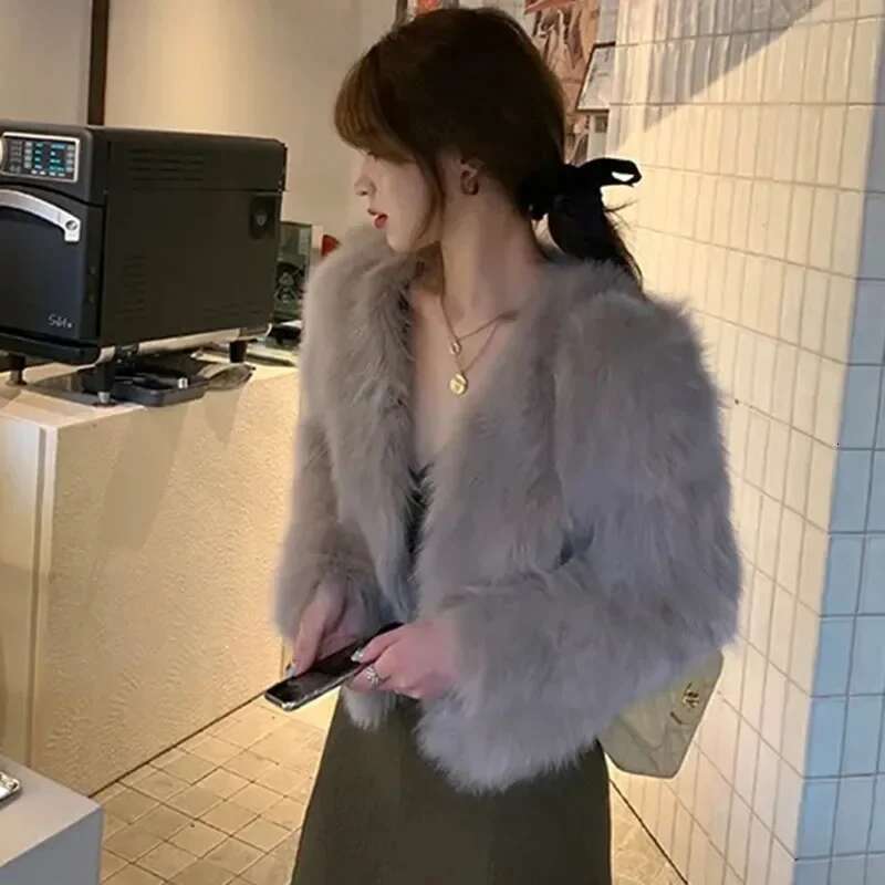 Faux Coat Women Clothing Y2K Autumn New Fashion Casual Imitation Fox Fur Jacket Crop Loose All Match Warm Female Winter Top