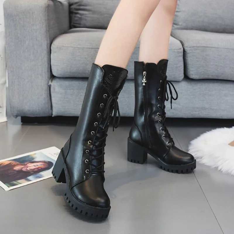 2024 New High Heel Short Plush Side Zipper Womens Boots with European and American Design Sense Platform Sneakers Womens Shoes Z250303