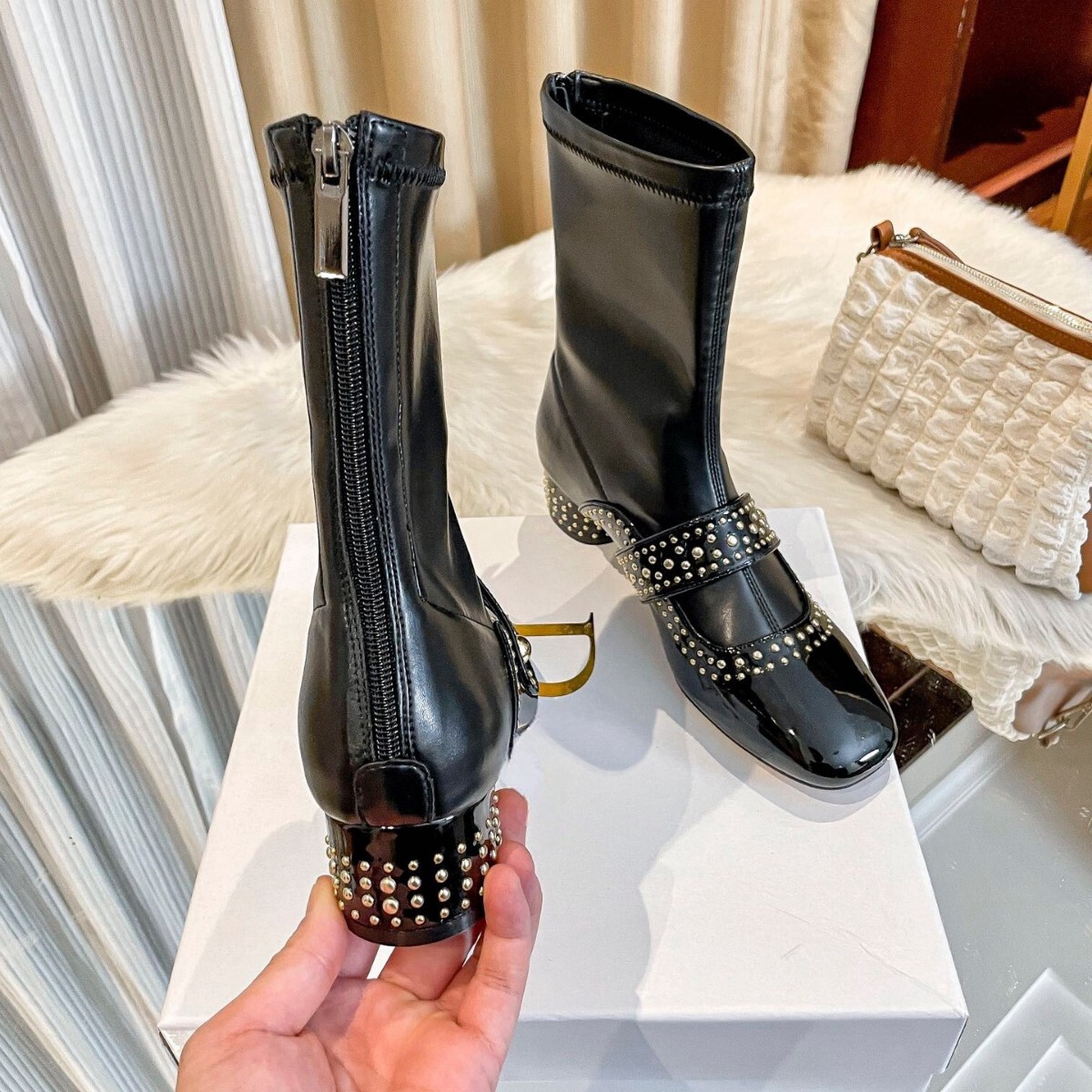 2024 Autumn/Winter New Rivet Belt Buckle Women's Fashionable And Comfortable Soft Leather Zipper Square Head Coarse Heel Boots For Children