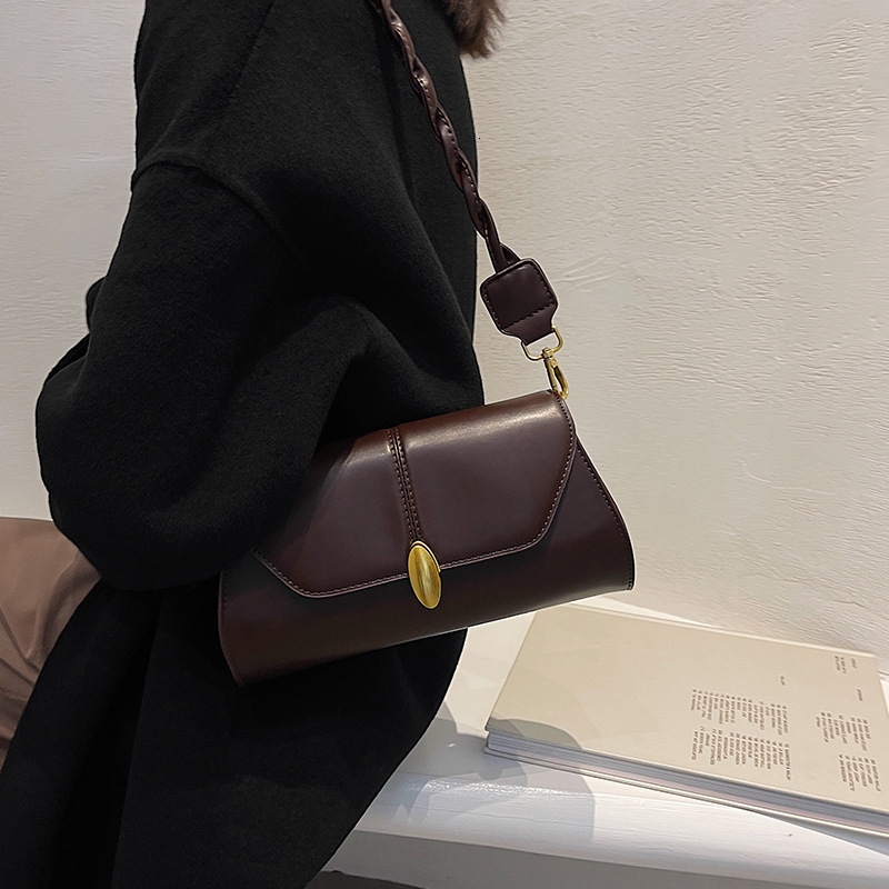 New Fashionable Multi Purpose Luxury Armpit Small Square High End Crossbody Bag Simple Designer Handbag