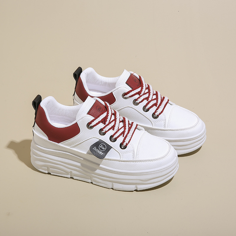 2025 New Designer Breathable Women s Fashion Casual Color Blocked Thick Bottom With Raised Leather Surface Outdoor Sports Shoes Board Shoes