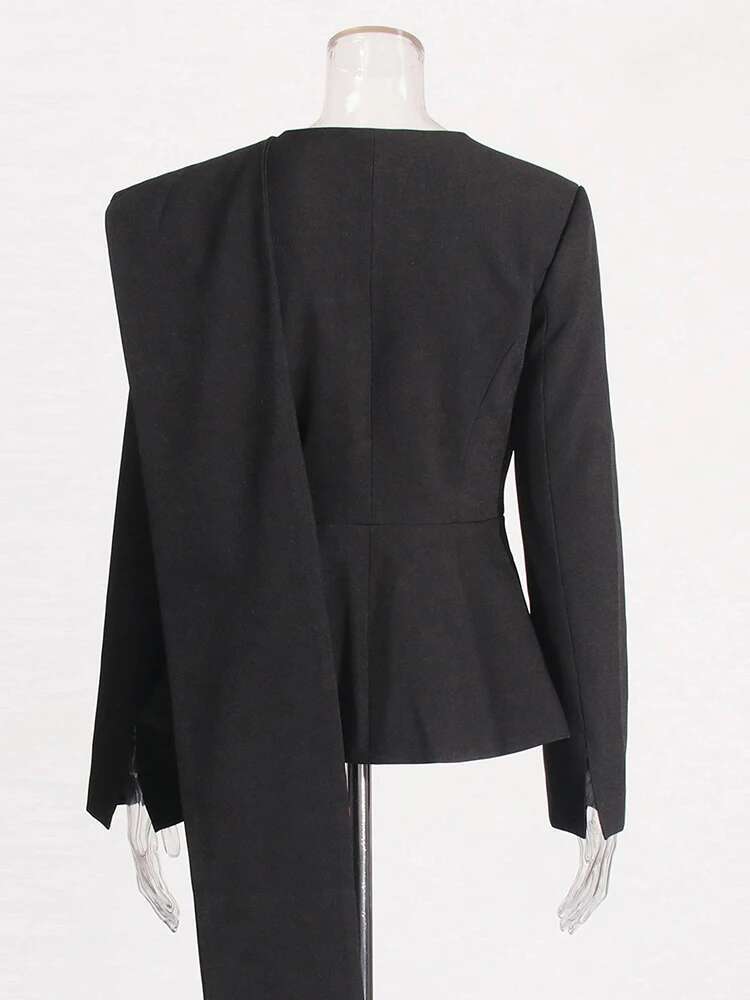TWOTWINSTYLE Asymmetrical Slimming Blazers For Women Round Neck Long Sleeve Temperament Tunic Coat Female Clothing Fashion Style
