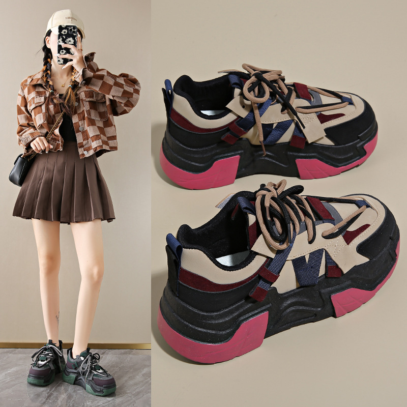 2025 Designer s New Versatile Thick Soled Elevated Dopamine Style Fashion Sports Shoes Soft Soled Casual Women s Shoes