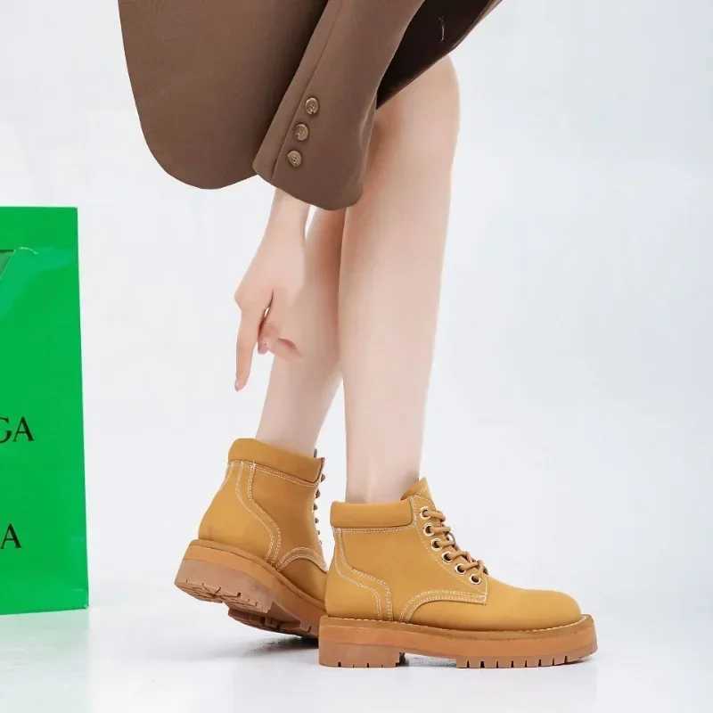 Luxury Cowhide Platform Increased Western Cowboy Boots Shoes for Women Designer Casual Wear-resistant Womens Ankle Boots Z250303