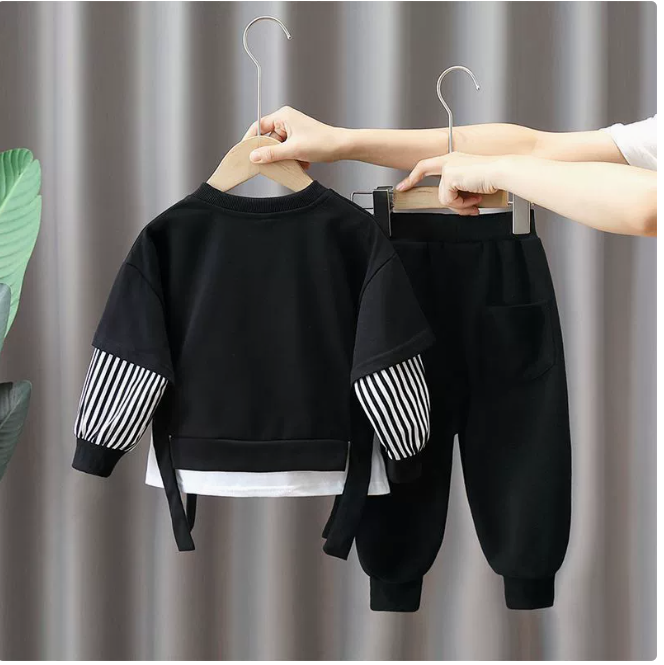 Boy's spring and autumn suit 2025 new children's handsome fashion clothes tide baby spring net red fashion hoodie J250303