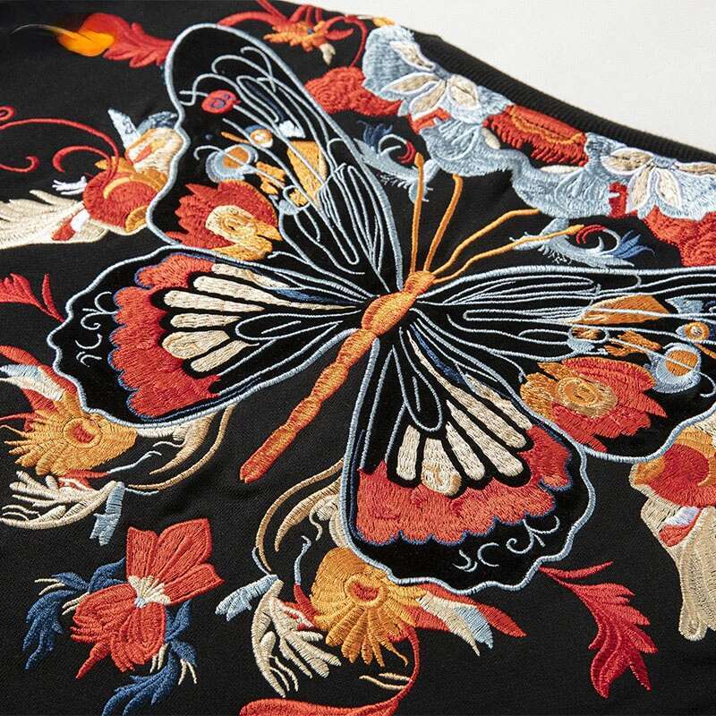 Butterfly Embroidery Men Women Fashion Haruku Sweatshirts Vintage Hip Hop Hoodies Streetwear Designer Couple Pullover