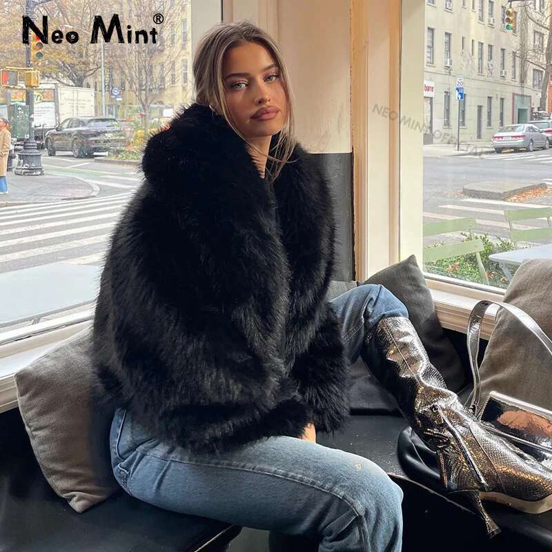 Neo Mint Street Fashion Shawl Collar Faux Fox Coat Women 2024 Winter Cool Girls Black Short Fur Jacket Vintage Chic Overcoat