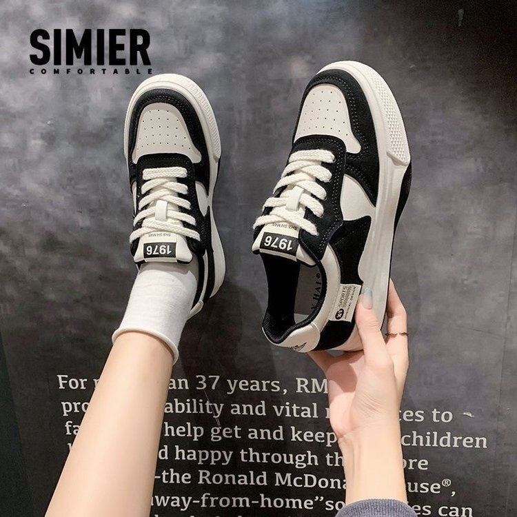 Spring 2025 Designer s New Internet Red Thick Sole High Stitching Leisure Outdoor Sports Multi Functional Training Running Women s Shoes