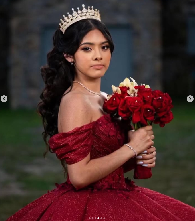 Glitter Burgundy Sequin Quinceanera Dresses Straps Off Shoulder Sweetheart Neckline Shiny Princess Sweet 16 Dress Prom Party Ball Gown