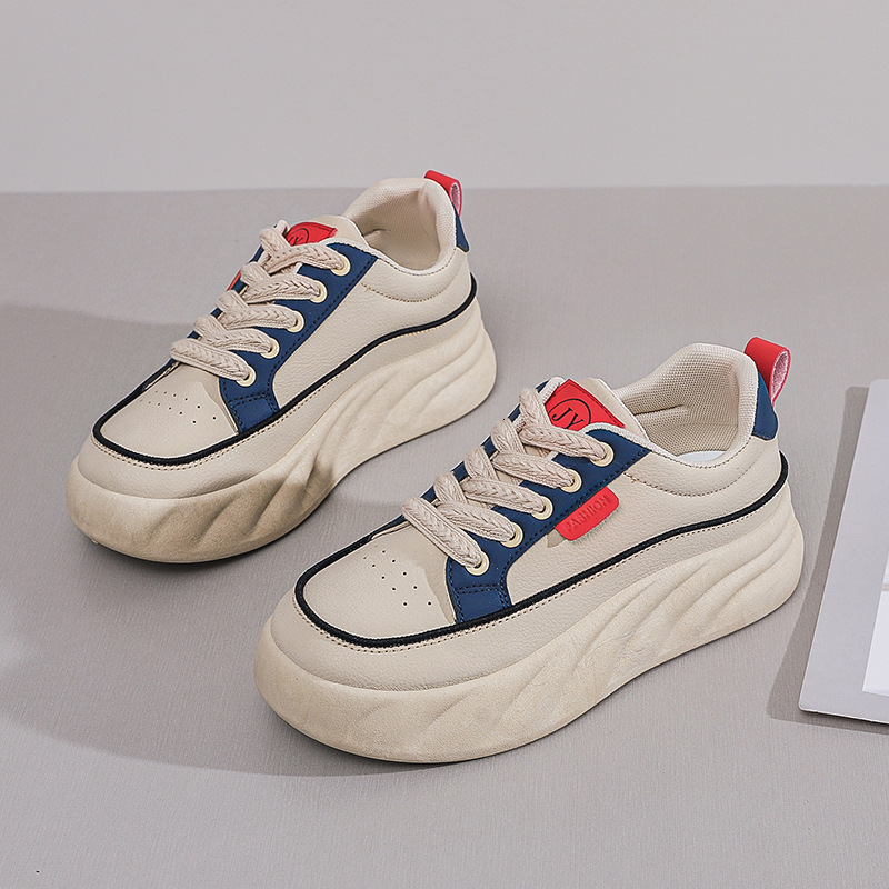 2025 Spring summer Designer s New White Shoes For Women s Outdoor Leisure Thick Soled Height Increasing Sports Board Casual Shoes