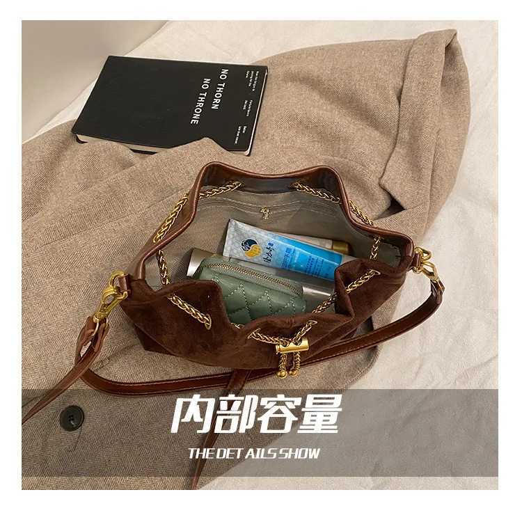 Brand Designer PU Leather and Faux Suede Patchwork Womens Shoulder Bag Retro Chain Crossbody Bag Bucket Handbag Y250303