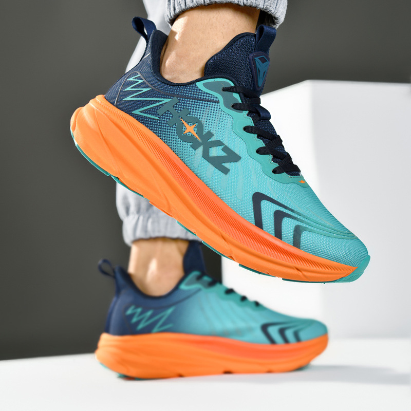 Free shipping new designer running shoes for men woman sneakers Lightweight sport outdoor training shoes size eur 36-45