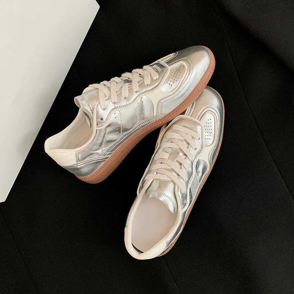 Women Breathable Tennis Trainers Bottom Silver Leather Flats Walking Sneakers Youth Girls Students Outdoor Travel Casual Shoes M250303