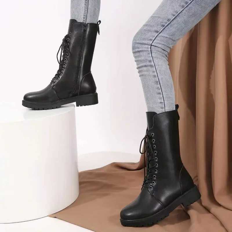 Womens Designer Knight Boots Autumn Winter Fashion Lace Side Zipper Ankle Boots Womens Platform Shoes Bota De Vaqueiro Z250303