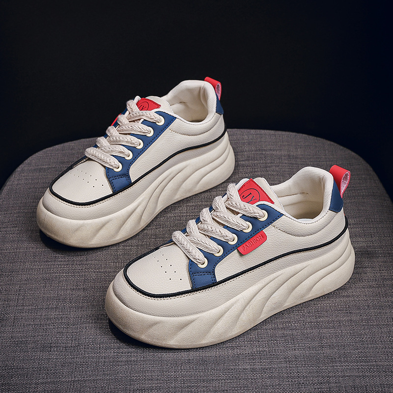 2025 Spring summer Designer s New White Shoes For Women s Outdoor Leisure Thick Soled Height Increasing Sports Board Casual Shoes