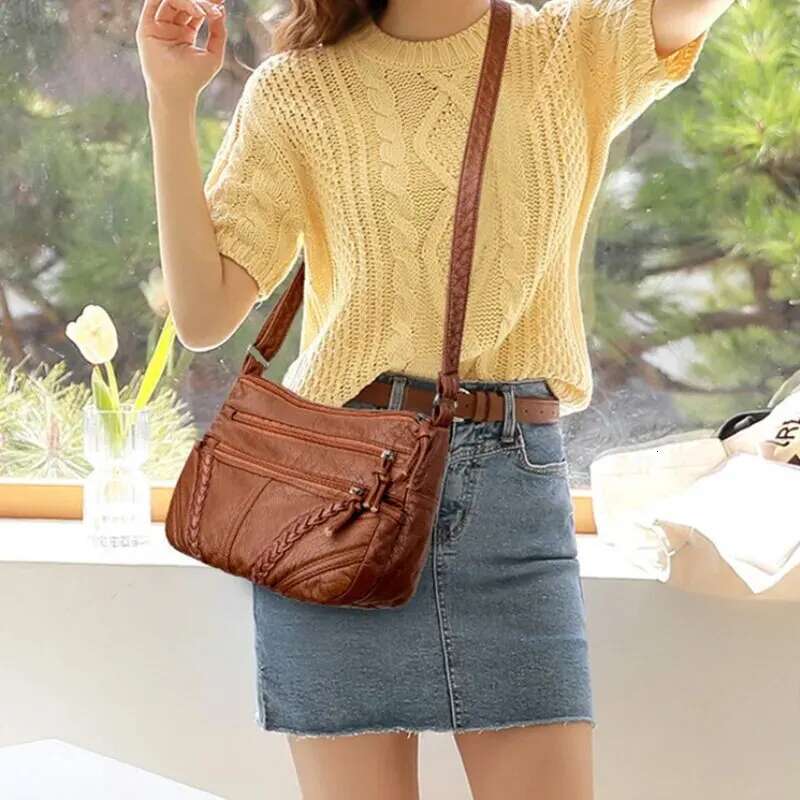 Vintage Solid Color Shoulder Retro Crossbody Women's Handbag Soft Leather Bag