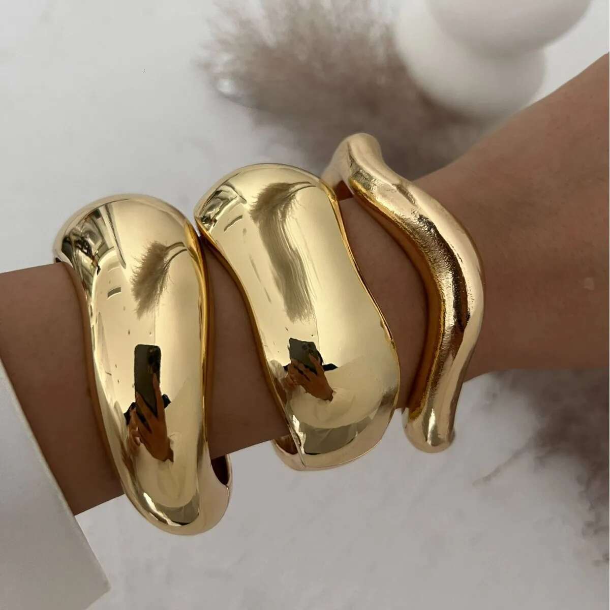 Vintage Wide Cuff Hip Hop Punk Gold Sier Color Geometric Metal Spring Bangles For Women Bracelets Men Jewelry