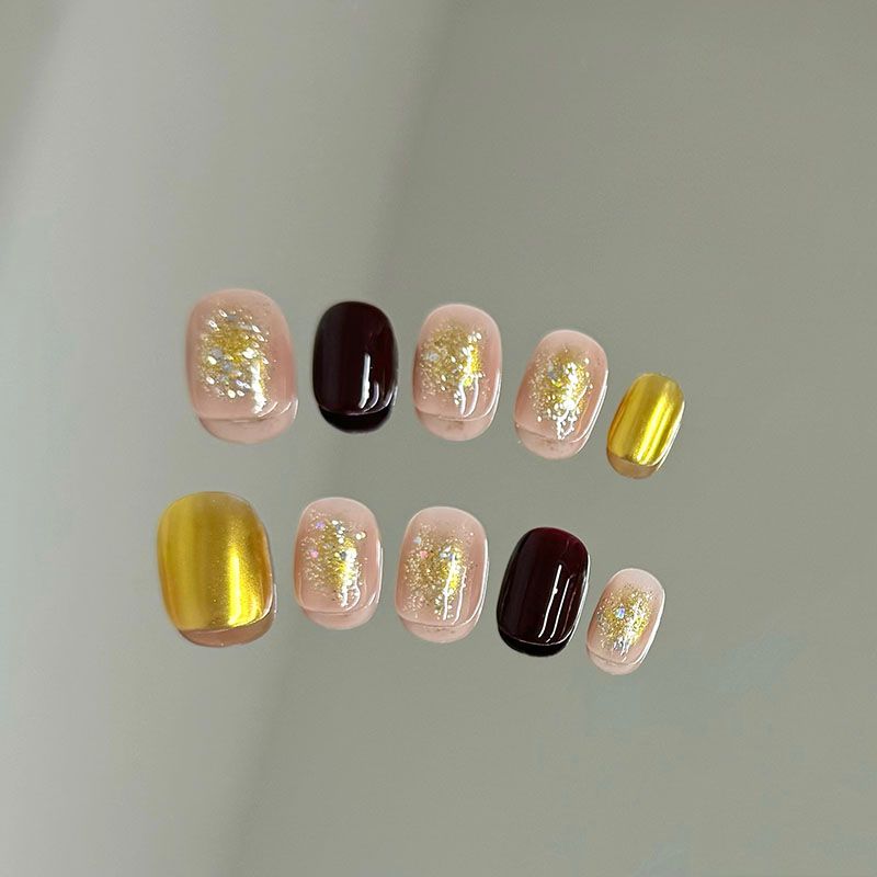 Manufacturer wholesale Autumn color contrast short square false nail is still wearable with adhesive simple set