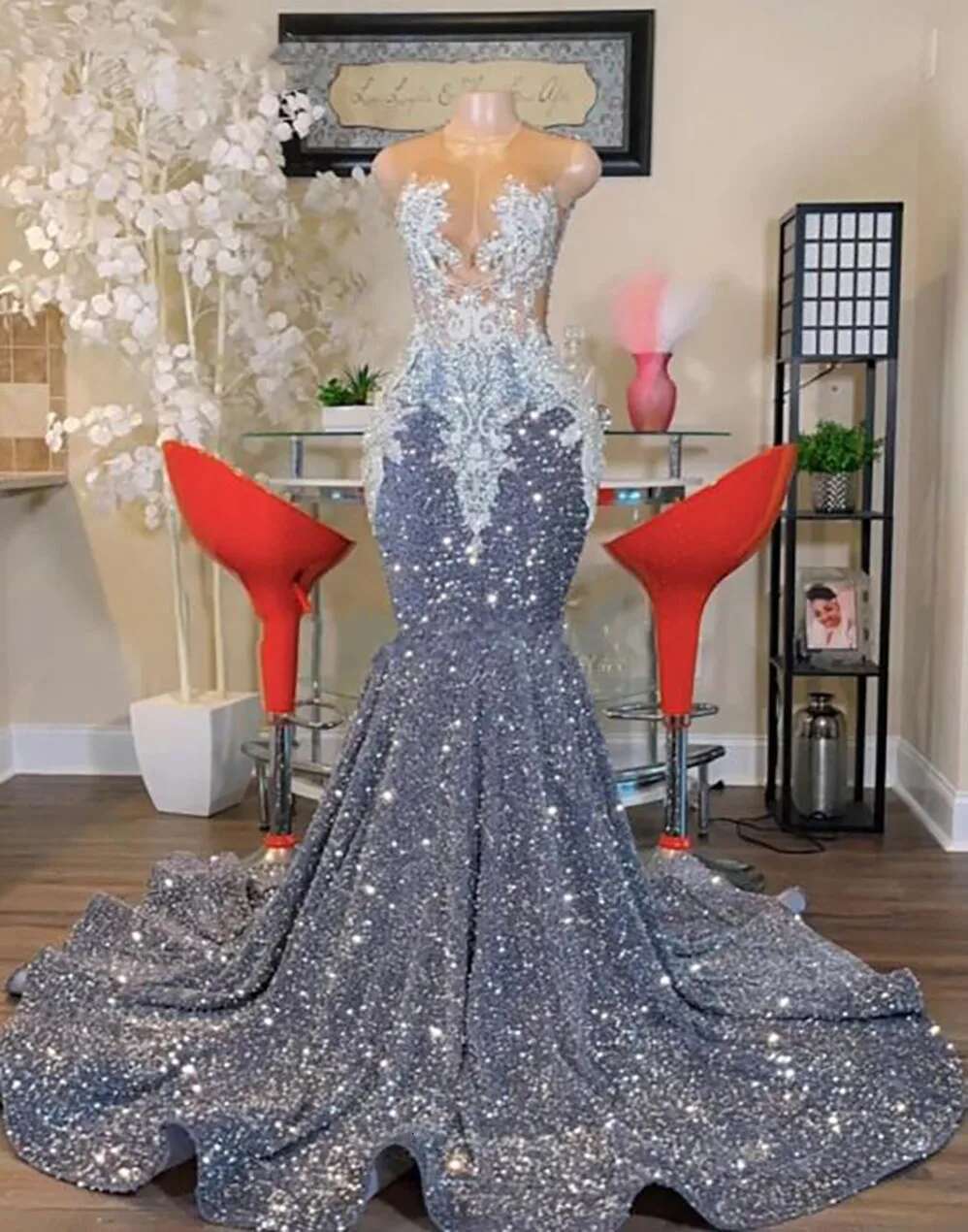Gorgeous Long Mermaid Dresses 2025 Sexy Sheer Mesh 3D Lace Beaded Sparkly Sier Sequin Black Girls Prom Gowns